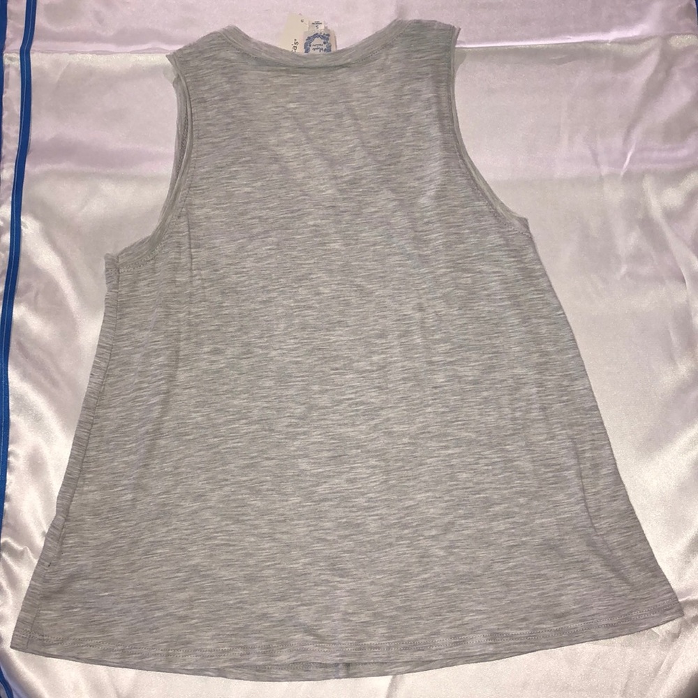 Francessas grey tank - Picture 4 of 4